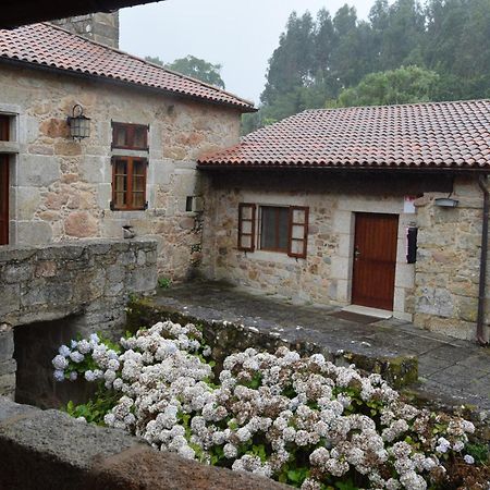 Monasterio Y Pension De Moraime 외부 사진