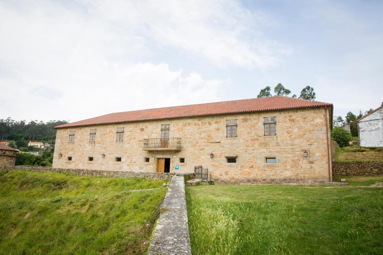 Monasterio Y Pension De Moraime 외부 사진