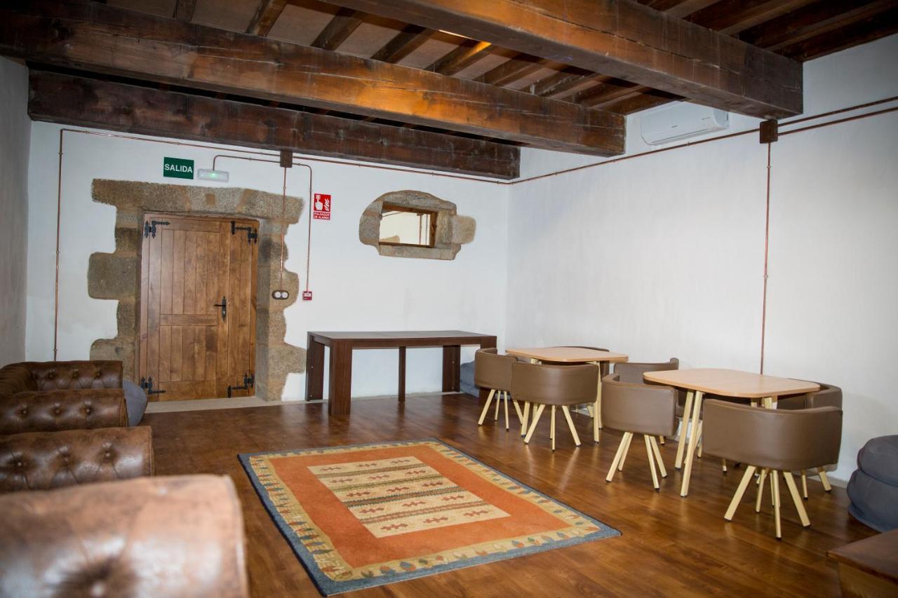 Monasterio Y Pension De Moraime 외부 사진