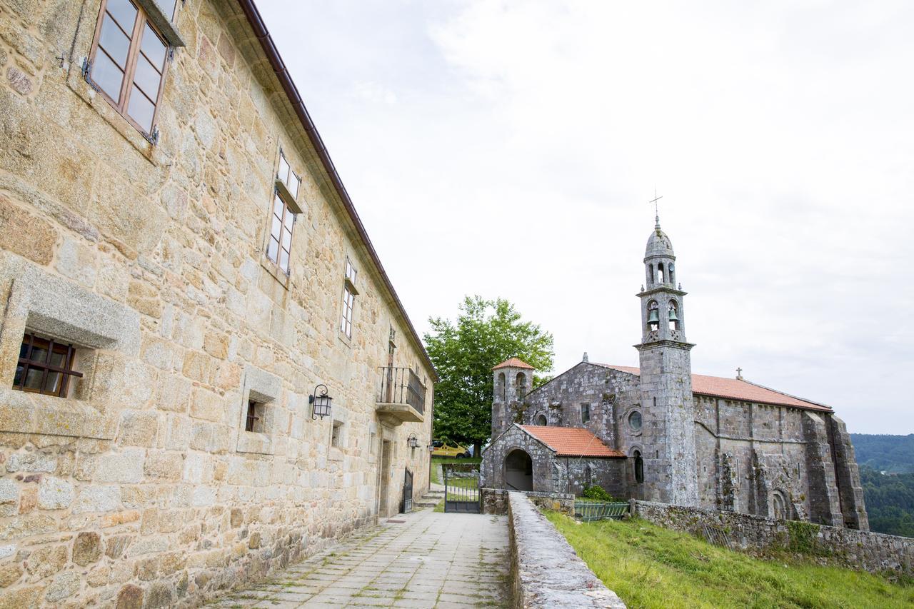 Monasterio Y Pension De Moraime 외부 사진